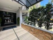 Casa com 3 dormitórios à venda, 262 m² por R$...