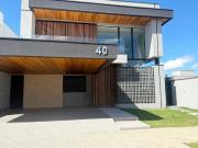 Casa com 3 dormitórios à venda, 262 m² por R$...