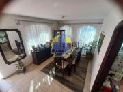 Casa com 3 dormitórios à venda, 263 m² por R$...