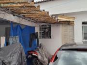 Casa com 3 dormitórios à venda, 264 m² por R$...