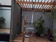 Casa com 3 dormitórios à venda, 266 m² por R$...