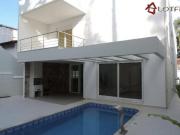 Casa com 3 dormitórios à venda, 268 m² por R$...