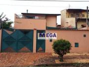 Casa com 3 dormitórios à venda, 270 m² por R$...