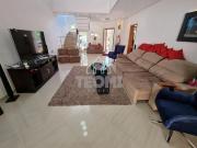 Casa com 3 dormitórios à venda, 270 m² por R$...