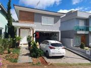 Casa com 3 dormitórios à venda, 270 m² por R$...