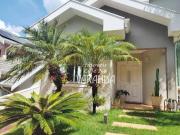 Casa com 3 dormitórios à venda, 271 m² por R$...