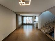 Casa com 3 dormitórios à venda, 272 m² por R$...