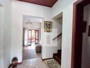 Casa com 3 dormitórios à venda, 273 m² por R$...