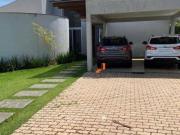 Casa com 3 dormitórios à venda, 275 m² por R$...