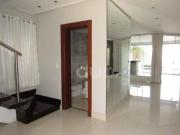 Casa com 3 dormitórios à venda, 279 m² por R$...