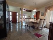 Casa com 3 dormitórios à venda, 280 m² por R$...