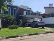 Casa com 3 dormitórios à venda, 280 m² por R$...