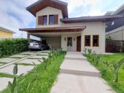 Casa com 3 dormitórios à venda, 280 m² por R$...