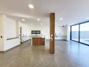 Casa com 3 dormitórios à venda, 280 m² por R$...