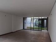 Casa com 3 dormitórios à venda, 281 m² por R$...
