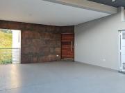 Casa com 3 dormitórios à venda, 282 m² por R$...