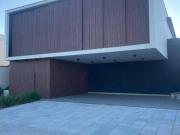 Casa com 3 dormitórios à venda, 287 m² por R$...