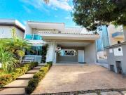 Casa com 3 dormitórios à venda, 288 m² por R$...