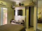 Casa com 3 dormitórios à venda, 288 m² por R$...
