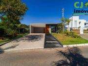 Casa com 3 dormitórios à venda, 289 m² por R$...