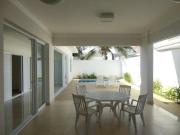 Casa com 3 dormitorios a venda, 290 m2 por R$...