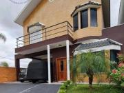 Casa com 3 dormitórios à venda, 290 m² por R$...