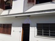 Casa com 3 Dormitórios à Venda, 290 m² por R$ 850.000...