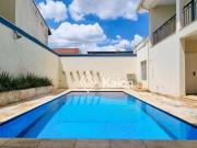 Casa com 3 dormitórios à venda, 293 m² por R$ 890.000,00...