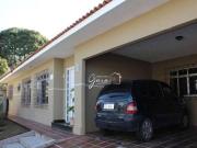 Casa com 3 dormitórios à venda, 293 m² por R$ 970.000,00...