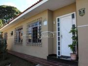 Casa com 3 dormitórios à venda, 293 m² por R$ 970.000,00...