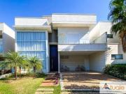 Casa com 3 dormitórios à venda, 297 m² por R$...