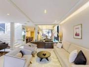 Casa com 3 dormitórios à venda, 297 m² por R$...