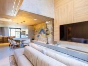 Casa com 3 dormitórios à venda, 297 m² por R$...