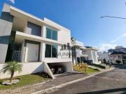 Casa com 3 dormitórios à venda, 298 m² por R$...