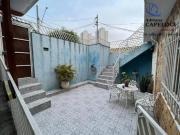Casa com 3 dormitórios à venda, 300 m² por R$...