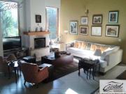Casa com 3 dormitórios à venda, 300 m² por R$...