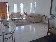 Casa com 3 dormitórios à venda, 300 m² por R$...