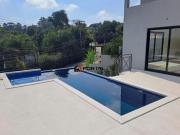 Casa com 3 dormitórios à venda, 300 m² por R$...