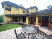 Casa com 3 dormitórios à venda, 300 m² por R$...