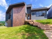 Casa com 3 dormitórios, 300 m² venda por R$ 2.600.000,00...