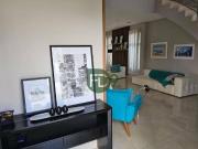 Casa com 3 dormitórios à venda, 300 m² por R$...