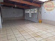 Casa com 3 dormitórios à venda, 302 m² por R$...