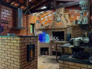 Casa com 3 dormitórios à venda, 302 m² por R$...