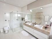 Casa com 3 dormitórios à venda, 302 m² por R$ 2.600.000...