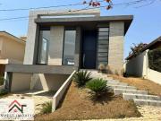 Casa com 3 dormitórios à venda, 304 m² por R$...