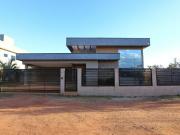 Casa com 3 dormitórios à venda, 305 m² por R$ 1.790.000...