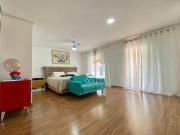 Casa com 3 dormitórios à venda, 306 m² por R$...