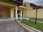 Casa com 3 dormitórios à venda, 306 m² por R$...