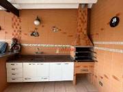 Casa com 3 dormitórios à venda, 310 m² por R$...