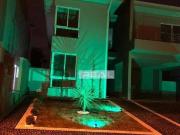 Casa com 3 dormitórios à venda, 310 m² por R$...